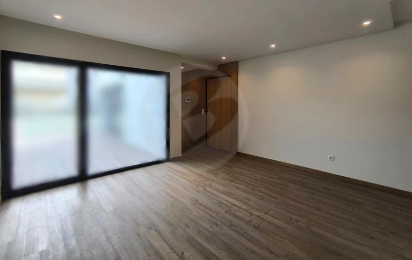 Apartamento T1 para Venda em Vila do Conde Foto 2