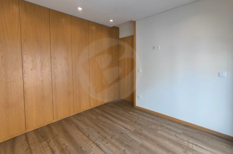 Apartamento T1 para Venda em Vila do Conde Foto 31