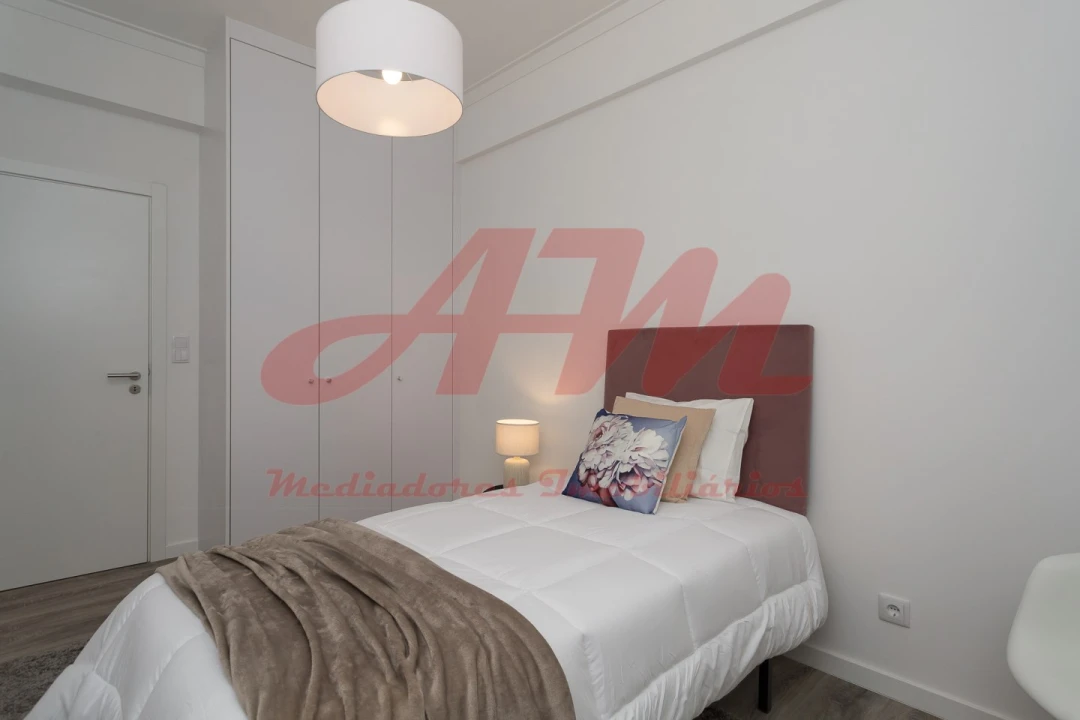 Apartamento T3 para Venda em Benfica Foto 17