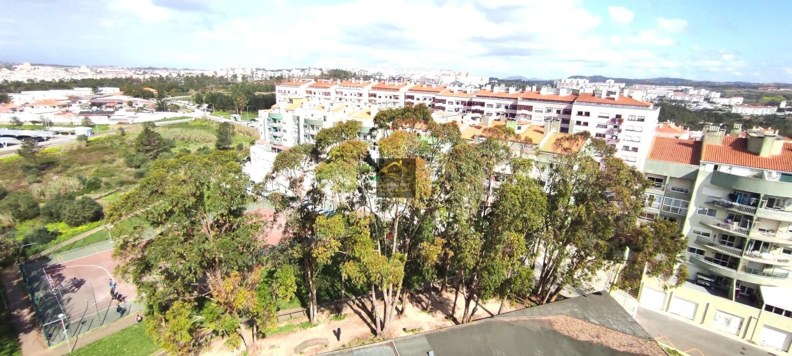 Apartamento T4 para Venda em Cacém e São Marcos Foto 8