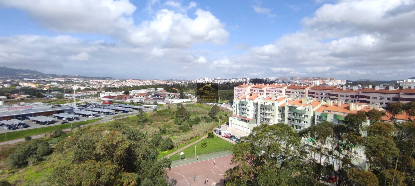 Apartamento T4 para Venda em Cacém e São Marcos Foto 9