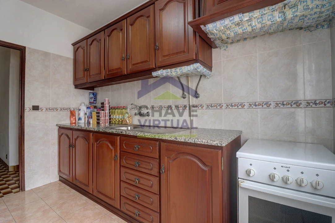 Moradia T2 para Venda em Roliça Foto 4