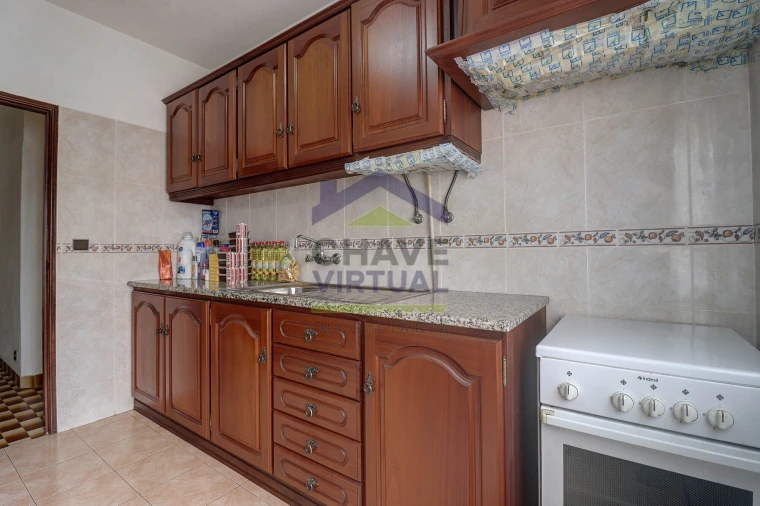 Moradia T2 para Venda em Roliça Foto 4