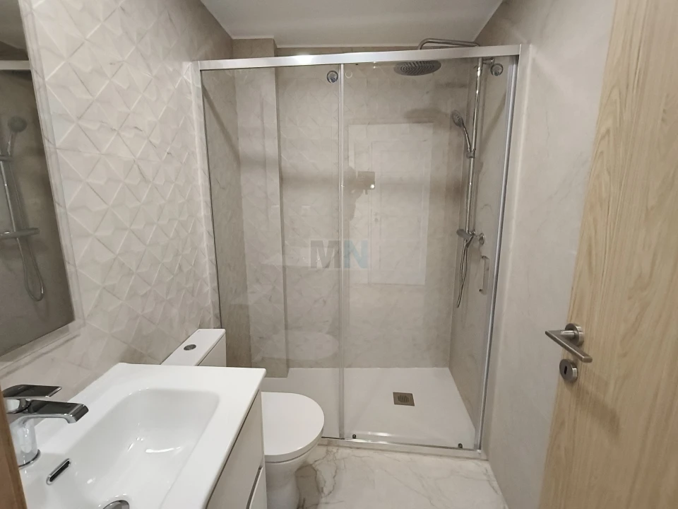 Apartamento T2 para Venda em Sé Nova, Santa Cruz, Almedina e São Bartolomeu Foto 14