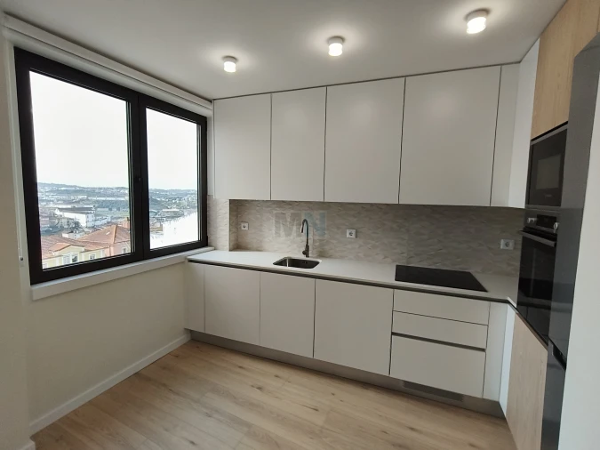 Apartamento T2 para Venda em Sé Nova, Santa Cruz, Almedina e São Bartolomeu Foto 9