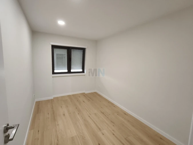 Apartamento T2 para Venda em Sé Nova, Santa Cruz, Almedina e São Bartolomeu Foto 17