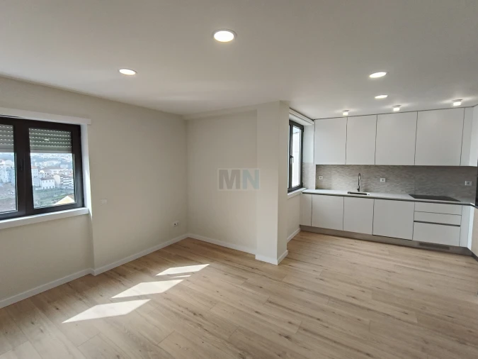 Apartamento T2 para Venda em Sé Nova, Santa Cruz, Almedina e São Bartolomeu Foto 7