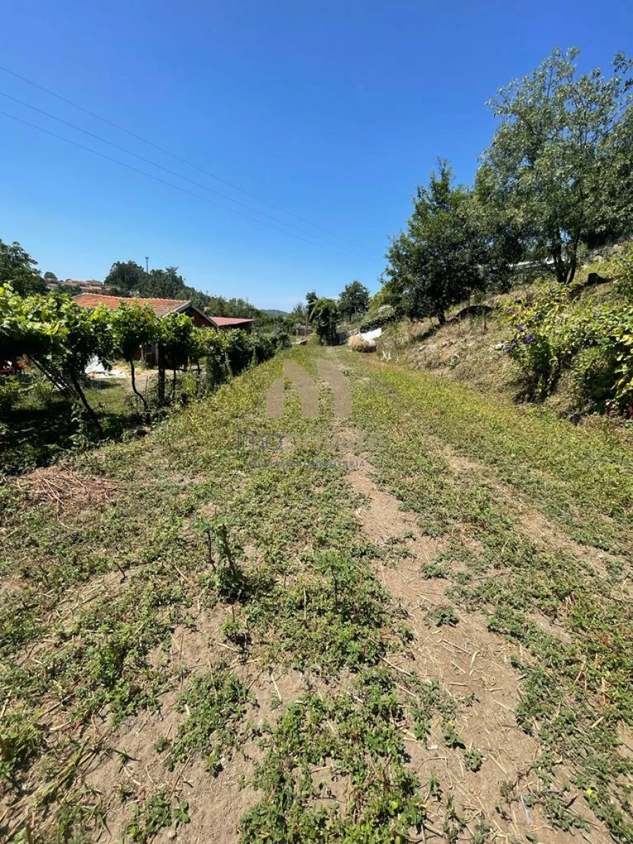 Terreno para Venda em Vilarinho Foto 16