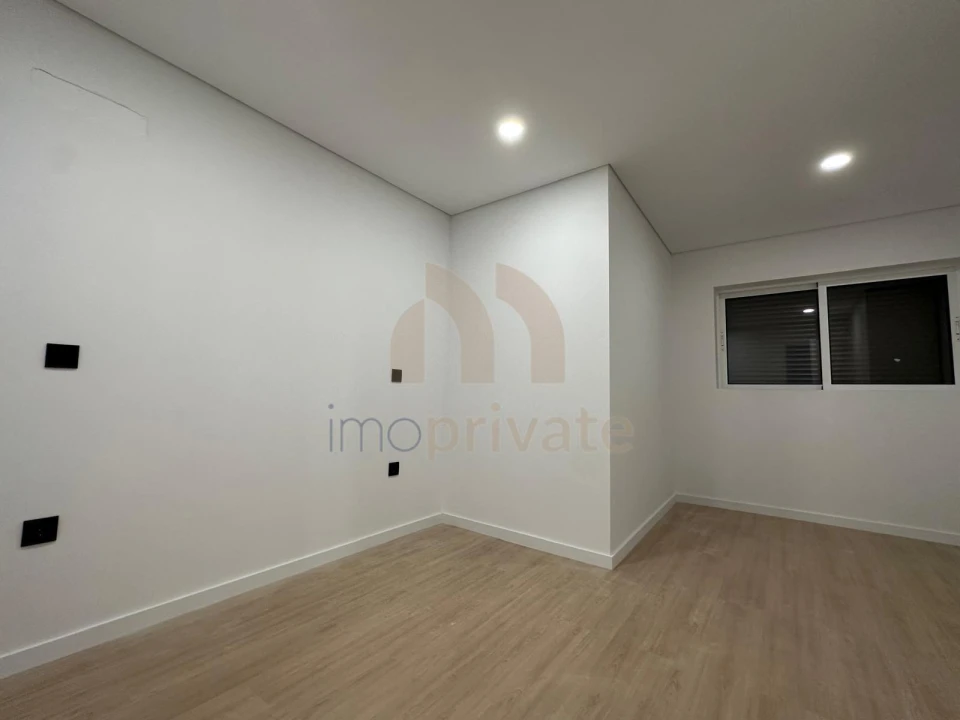 Apartamento T2 para Venda em Lustosa e Barrosas (Santo Estêvão) Foto 6