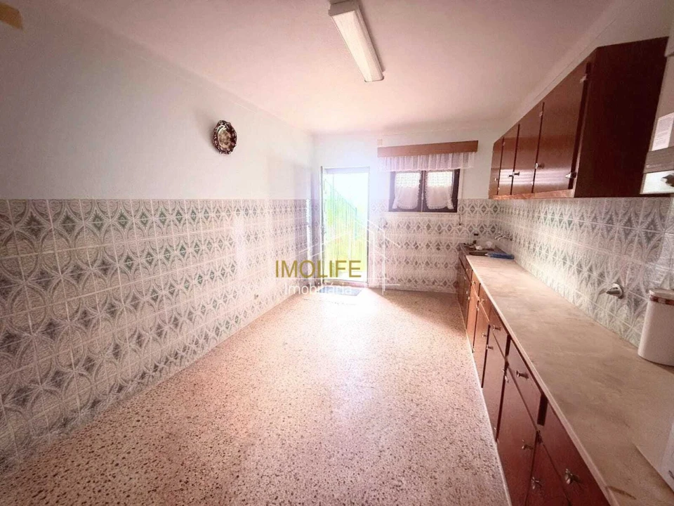 Moradia T3 para Venda em Mora Foto 9