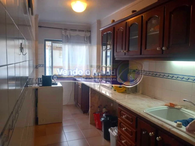 Apartamento T5 para Venda em Benavente Foto 17
