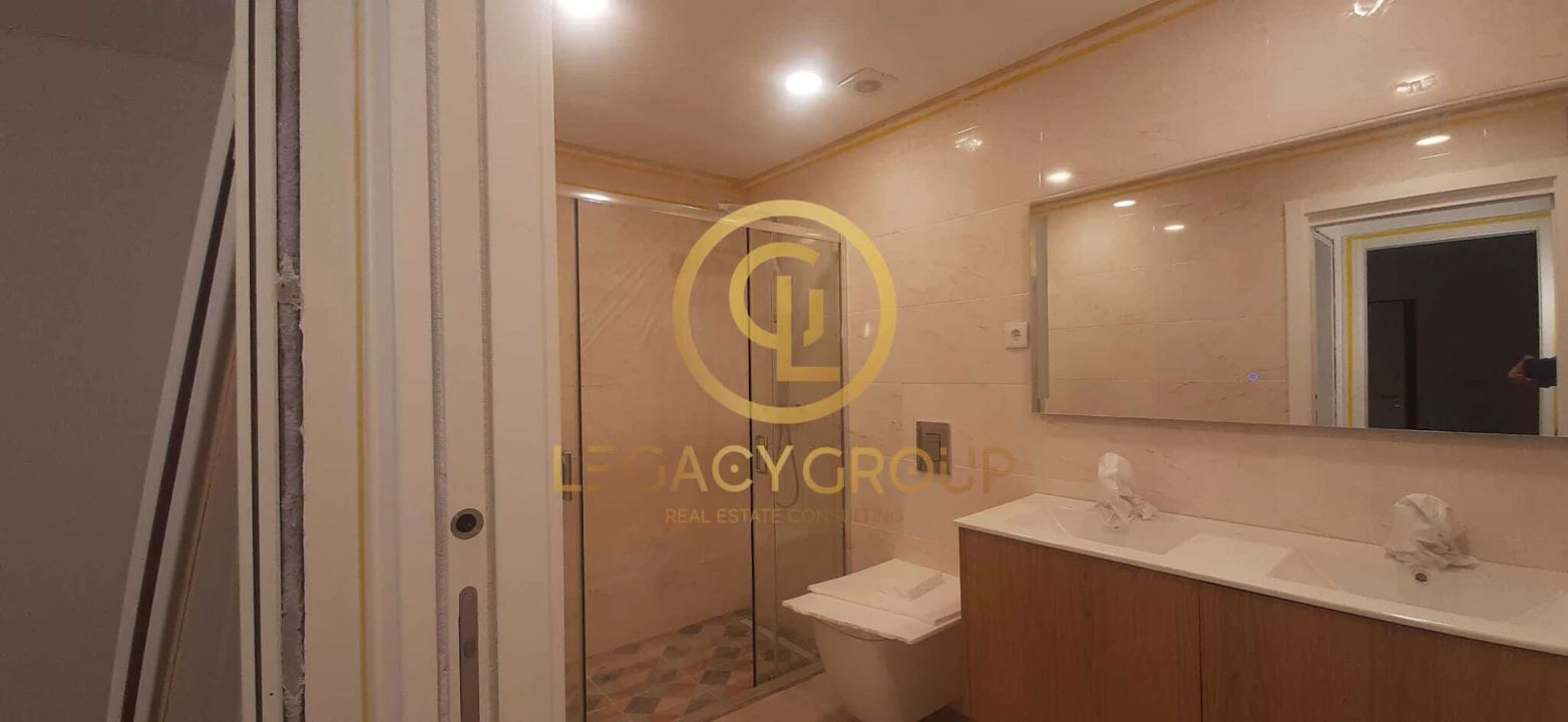 Apartamento T2 para Venda em Vila Real de Santo Antonio Foto 16