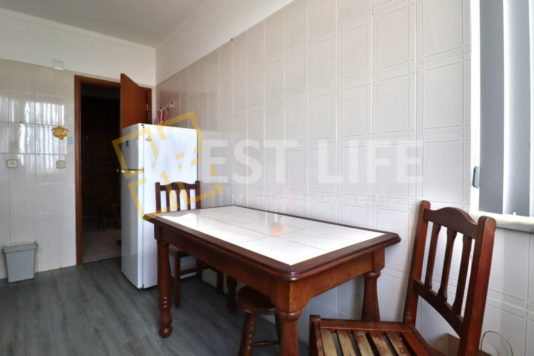 Apartamento T1 para Venda em Peniche Foto 8