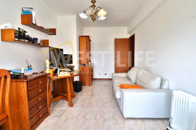 Apartamento T1 para Venda em Peniche Foto 3
