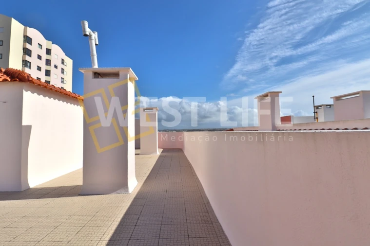 Apartamento T1 para Venda em Peniche Foto 18