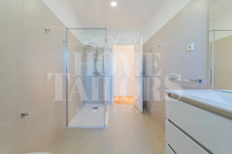 Apartamento T3 para Arrendamento em São Vicente Foto 14