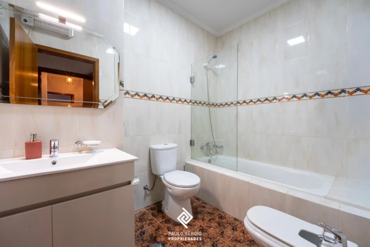 Apartamento T3 para Venda em Mesão Frio Foto 12