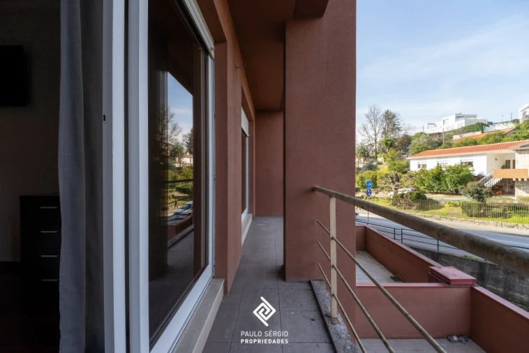 Apartamento T3 para Venda em Mesão Frio Foto 18