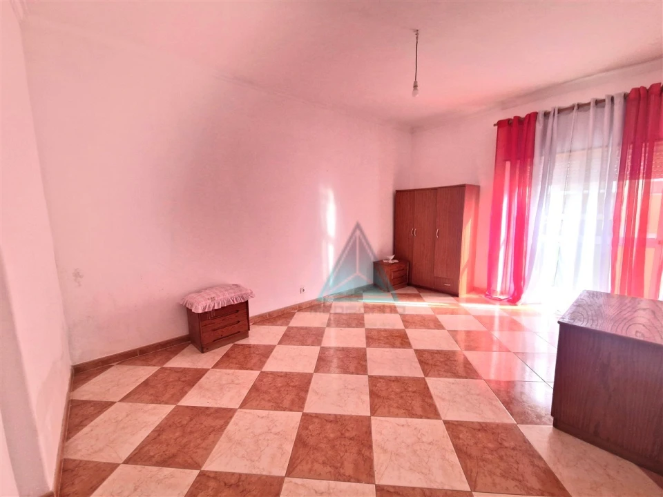 Apartamento T3 para Venda em Seixal, Arrentela e Aldeia de Paio Pires Foto 8