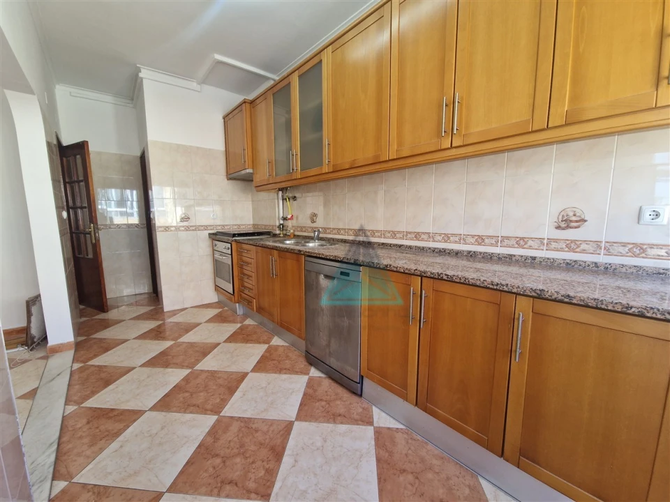 Apartamento T3 para Venda em Seixal, Arrentela e Aldeia de Paio Pires Foto 10