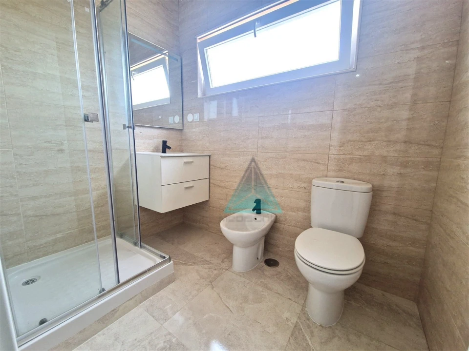 Apartamento T2 para Venda em Alto do Seixalinho, Santo André e Verderena Foto 11