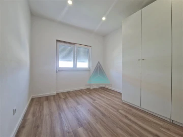 Apartamento T2 para Venda em Alto do Seixalinho, Santo André e Verderena