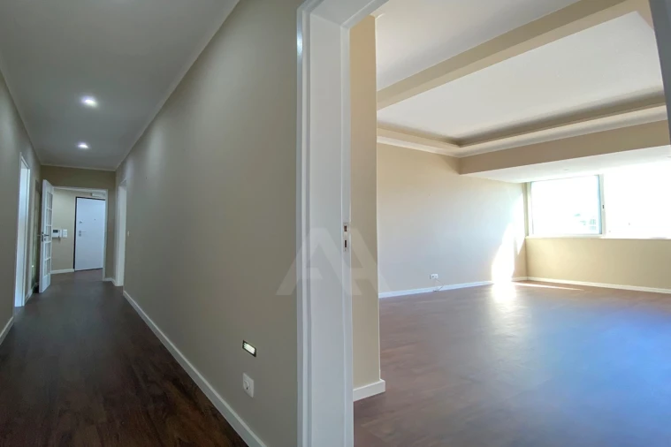 Apartamento T4 para Venda em Cascais e Estoril Foto 19