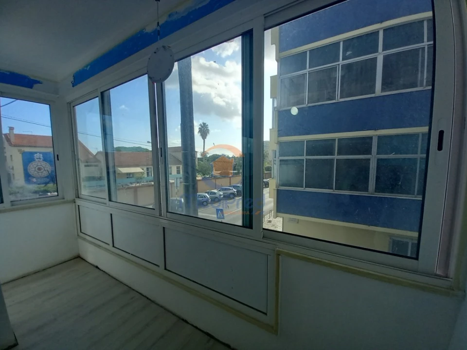 Apartamento T4 para Venda em Laranjeiro e Feijó Foto 24