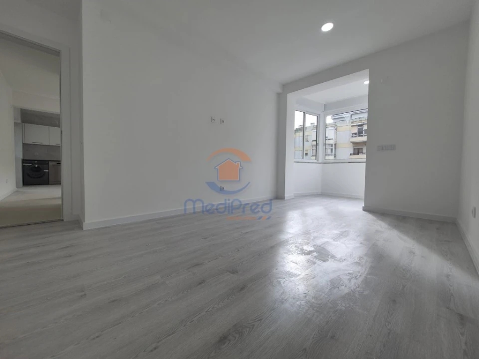 Apartamento T2 para Venda em Laranjeiro e Feijó Foto 16