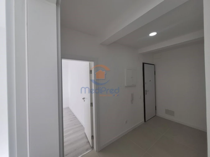 Apartamento T2 para Venda em Laranjeiro e Feijó Foto 18