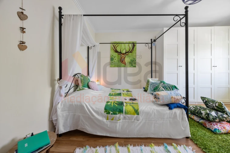 Moradia T4 para Venda em Barcarena Foto 21