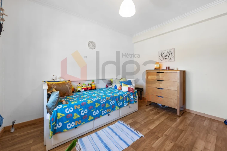 Moradia T4 para Venda em Barcarena Foto 26