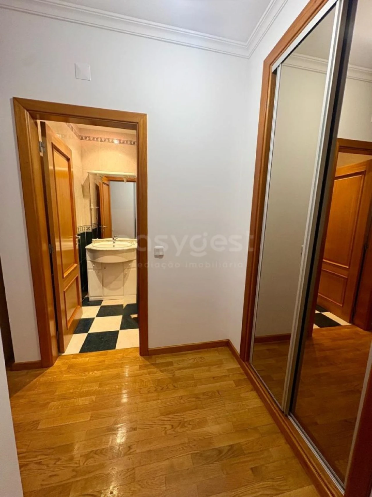 Apartamento T3 para Arrendamento em Santa Clara e Castelo Viegas Foto 3