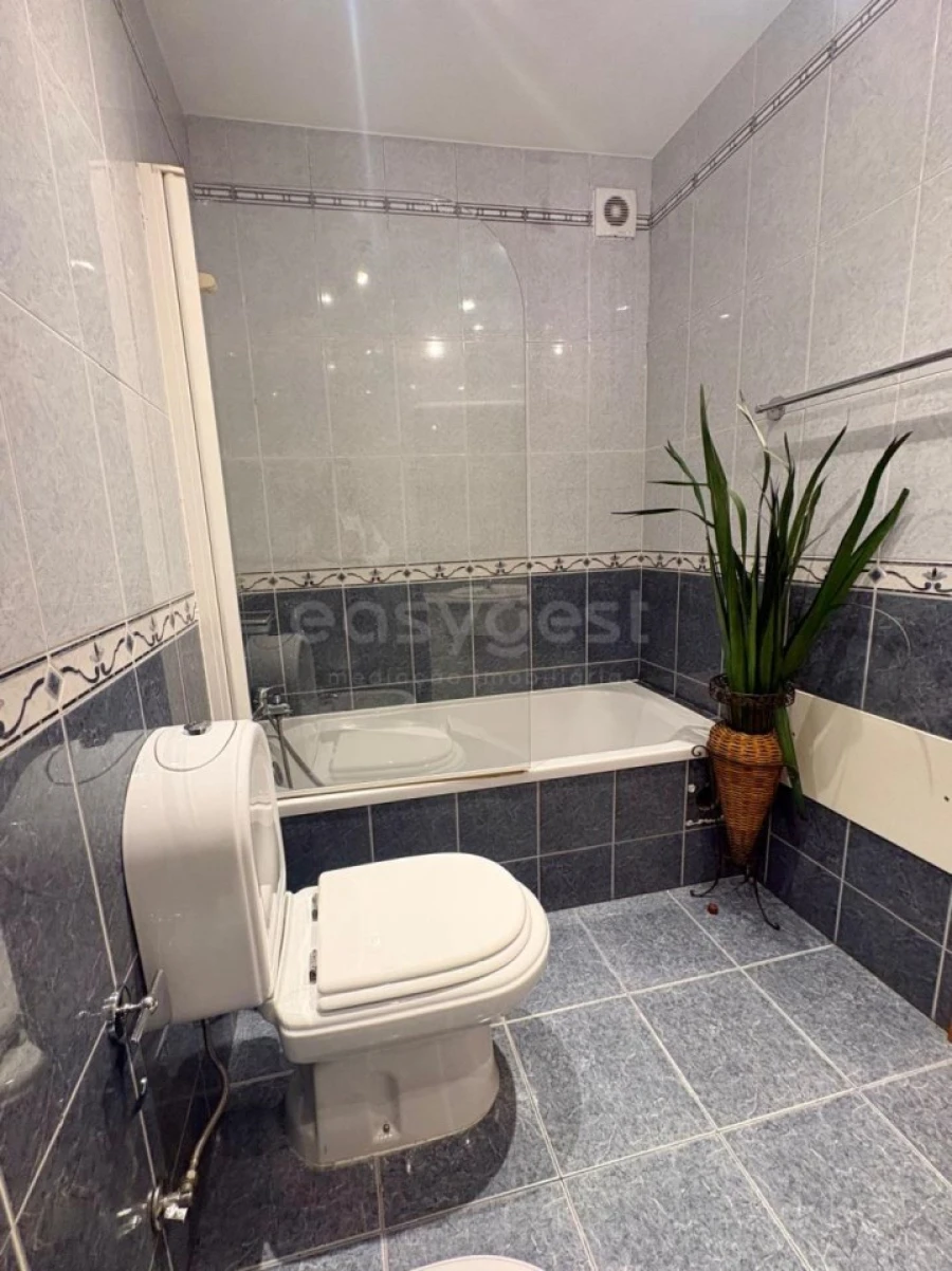 Apartamento T3 para Arrendamento em Santa Clara e Castelo Viegas Foto 8