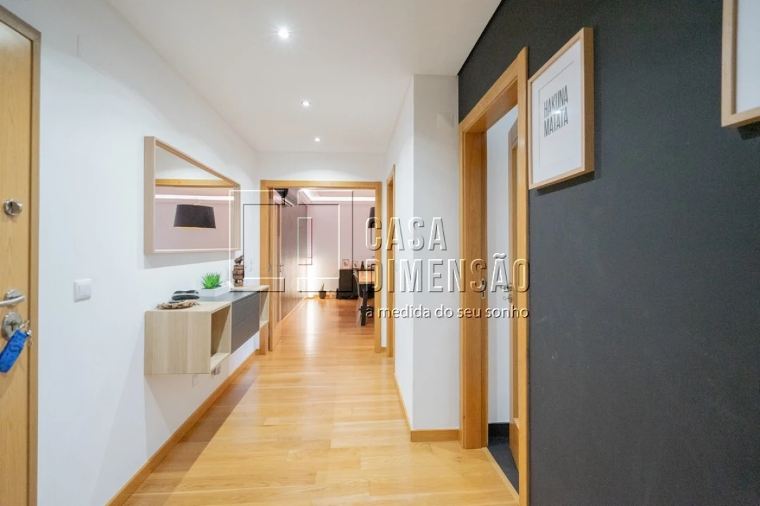 Apartamento T2 para Venda em Venteira Foto 3