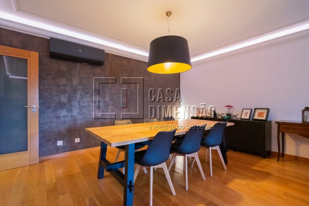 Apartamento T2 para Venda em Venteira Foto 12