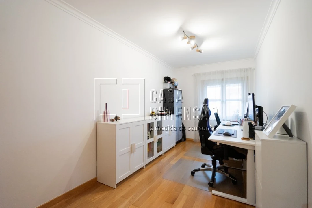 Apartamento T2 para Venda em Venteira Foto 37