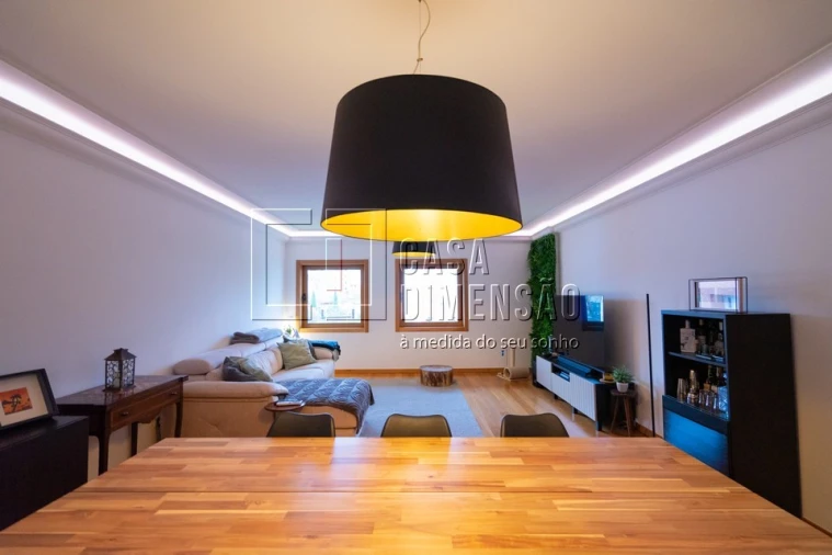 Apartamento T2 para Venda em Venteira Foto 9