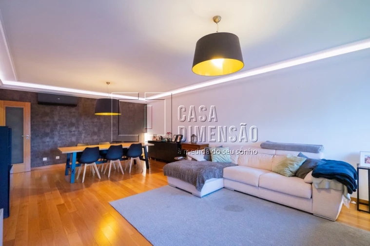 Apartamento T2 para Venda em Venteira Foto 17