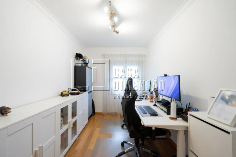 Apartamento T2 para Venda em Venteira Foto 38