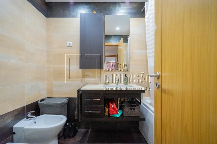 Apartamento T2 para Venda em Venteira Foto 43