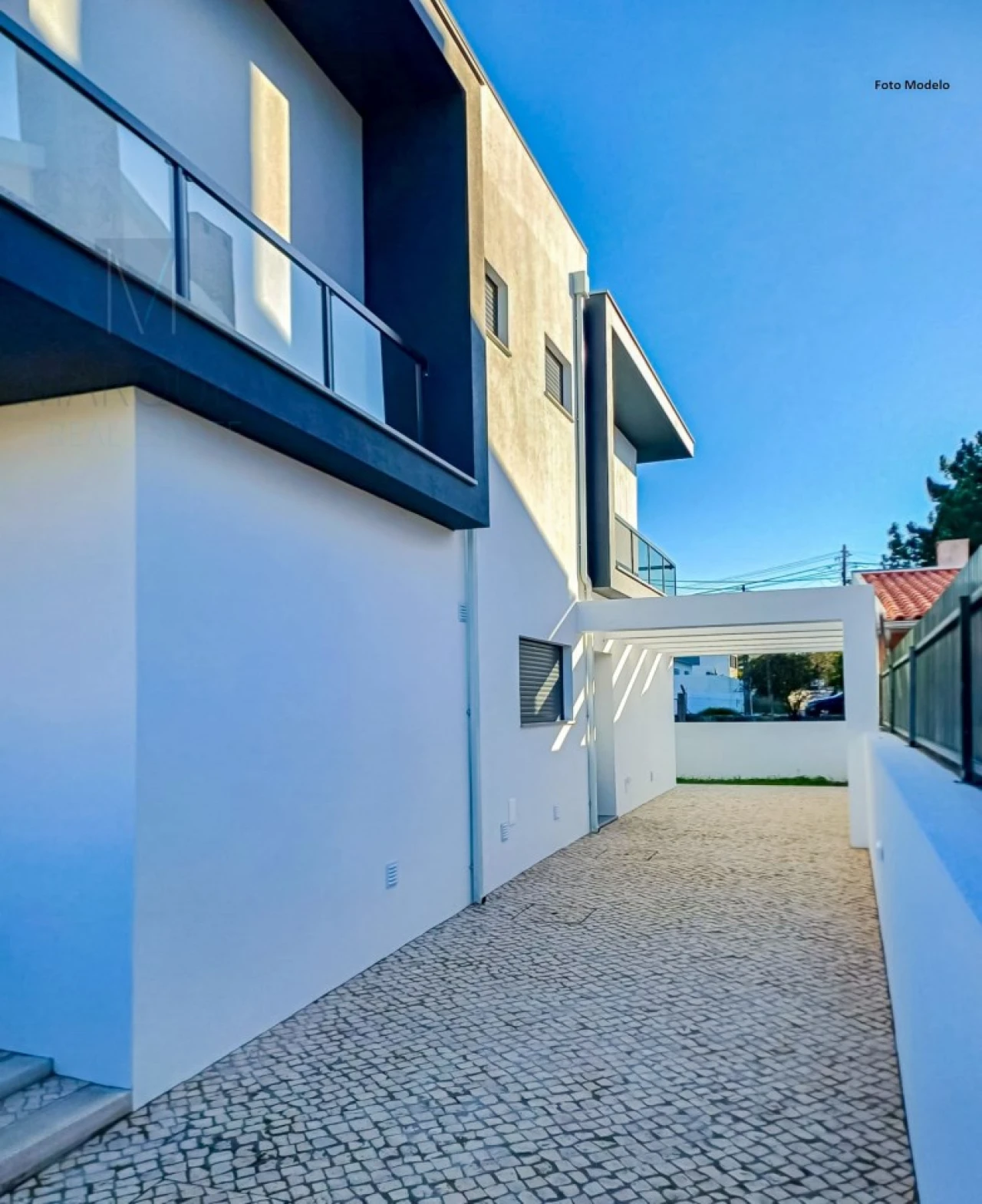 Moradia T2 para Venda em Fernao Ferro Foto 2