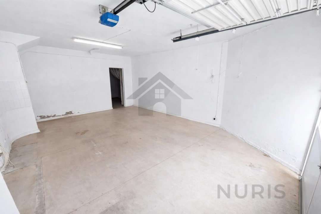 Garagem para Venda em Portimão Foto 2