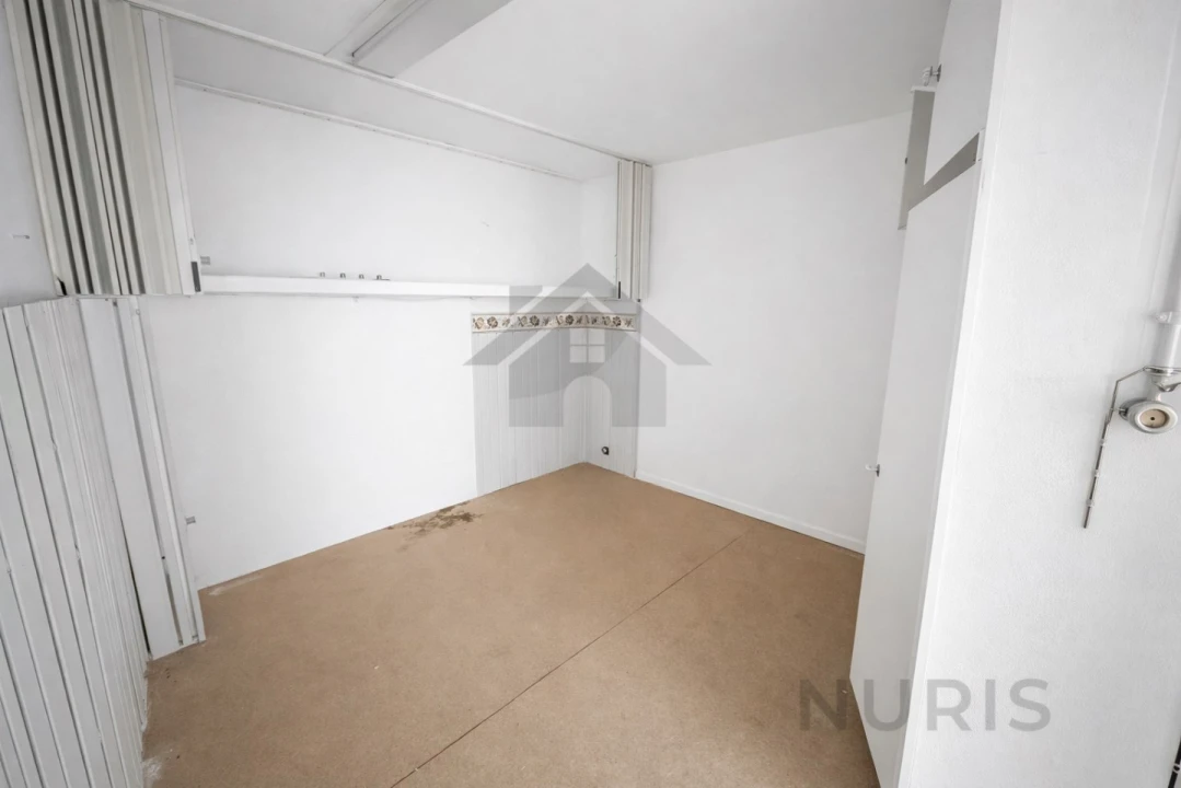 Garagem para Venda em Portimão Foto 3