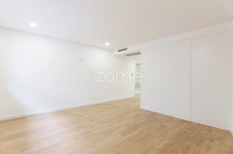Apartamento T3 para Venda em Azurem Foto 19