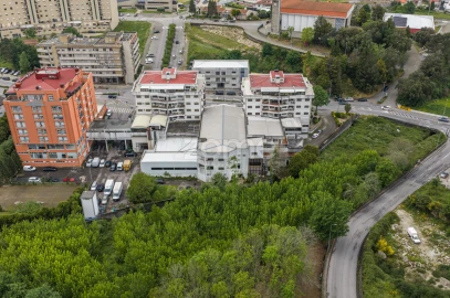 Negócio para Arrendamento em Rebordosa