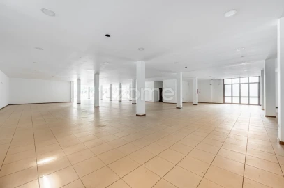 Negócio para Arrendamento em Rebordosa