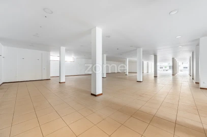 Negócio para Arrendamento em Rebordosa