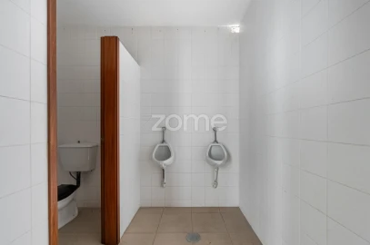 Negócio para Arrendamento em Rebordosa