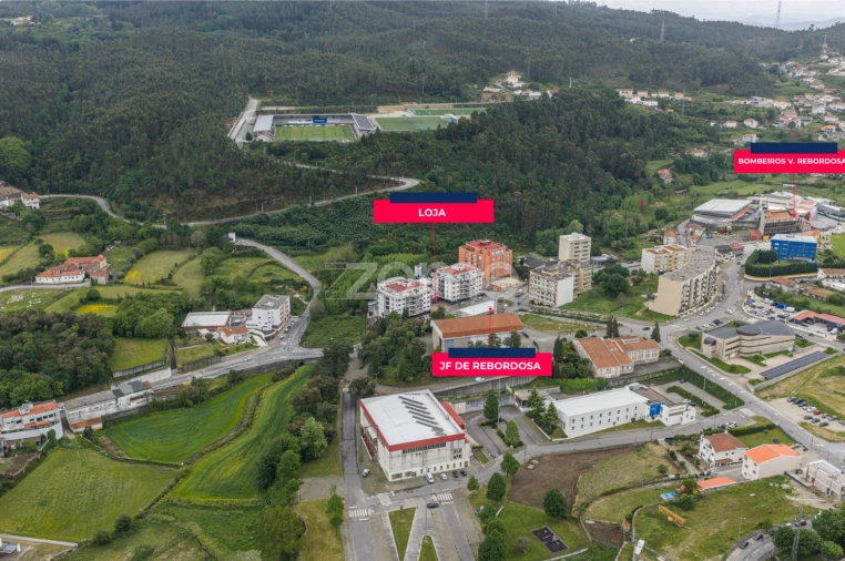 Negócio para Arrendamento em Rebordosa Foto 17